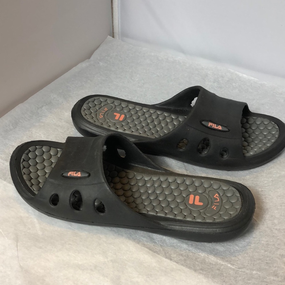 Fila slide sandals Sz 6
